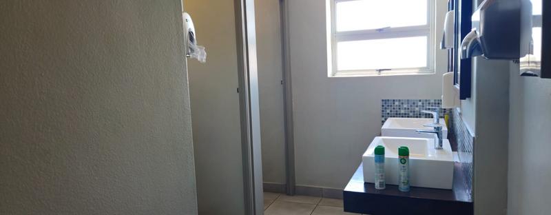 To Let commercial Property for Rent in Maitland Western Cape